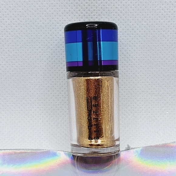 MAC Cosmetics Reflects Bronze Glitter - Picture 3 of 7